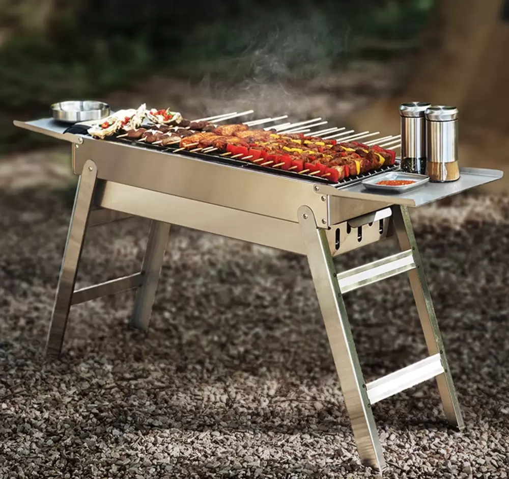 Poêle à barbecue pliable minimaliste au charbon de bois