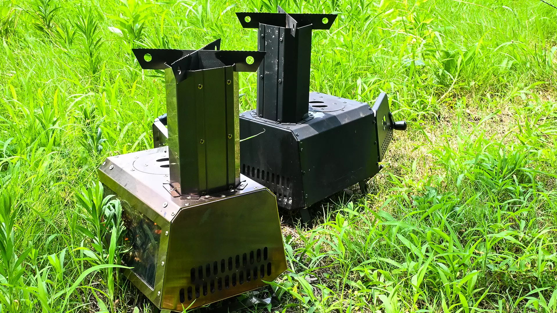 Po&ecirc;le &agrave; bois de camping