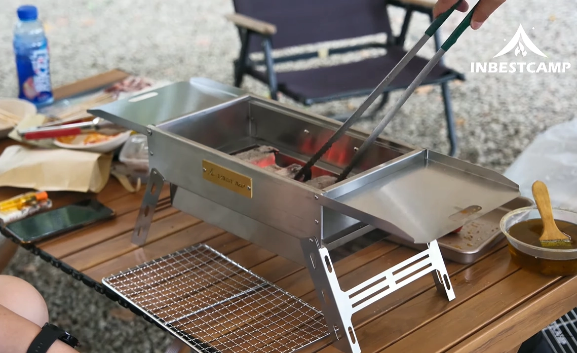 Construction de barbecues d'extérieur résistants au vent et durables Construction de barbecues d'extérieur résistants au vent et durables